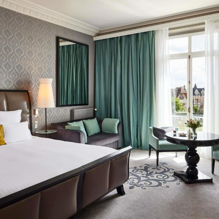 Le Grand Hotel de Cabourg - MGallery Collection - Chambre Double Classique - Vue sur Jardin - 8