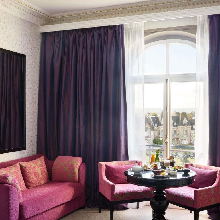 Le Grand Hotel de Cabourg - MGallery Collection - Chambre Double Classique - Vue sur Jardin - 10