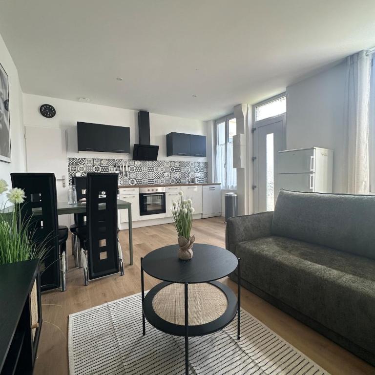 Curie - Appart neuf Clim & Parking avec extérieur - Appartement 1 Chambre - 3
