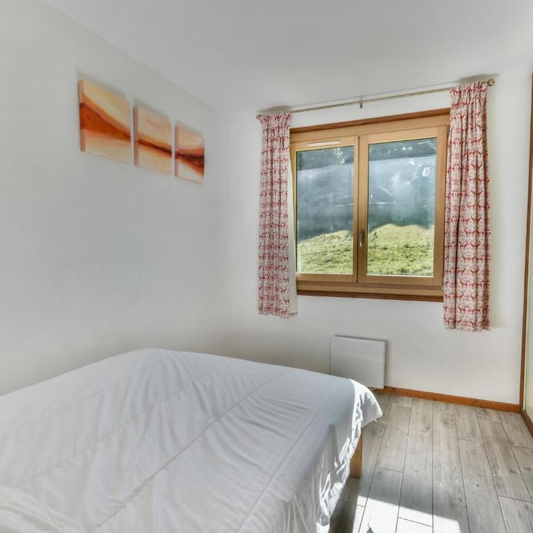 Agréable T4 aux Gets - Arrivée Skis aux Pieds - Proche Piste de la Turche - 6 Pers. - FR-1-685-48 - Appartement - 7