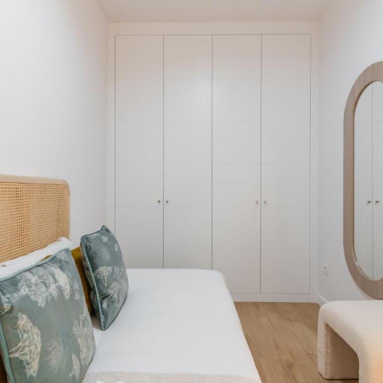Renovated Modern -4 bedrooms 2baths-Salamanca - Apartment - 29