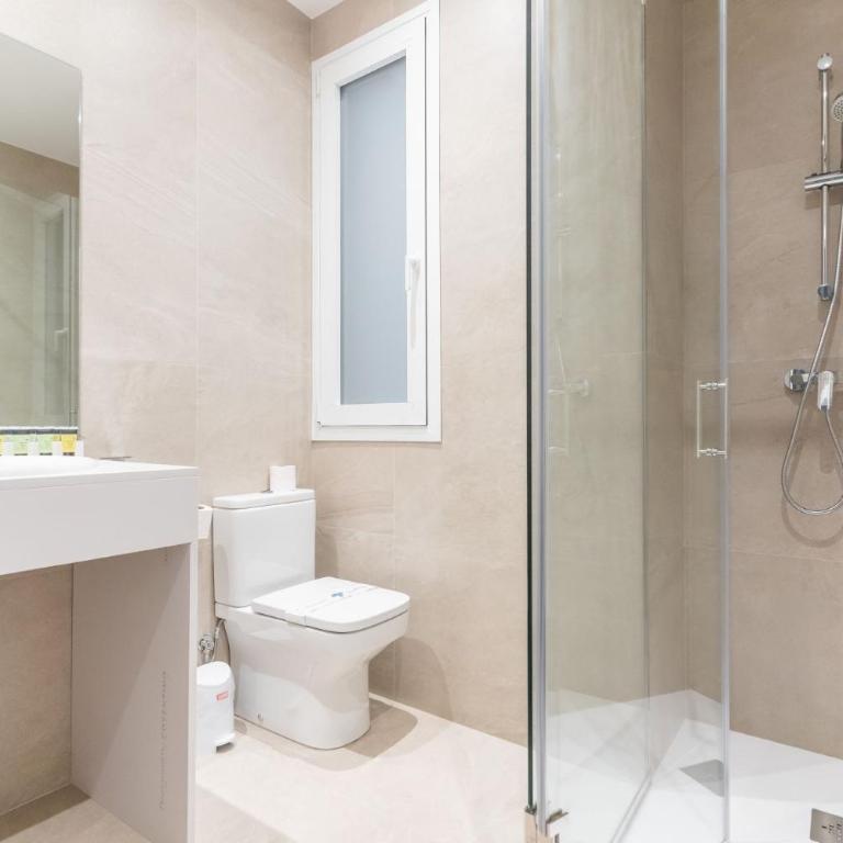 Renovated Modern -4 bedrooms 2baths-Salamanca - Apartment - 33