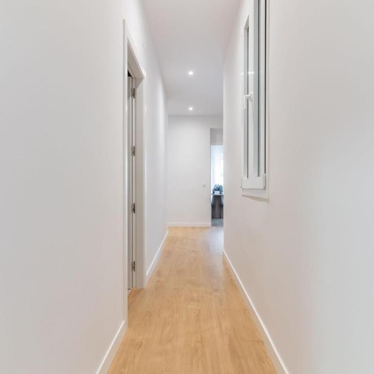 Renovated Modern -4 bedrooms 2baths-Salamanca - Apartment - 39