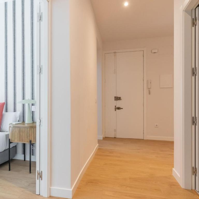 Renovated Modern -4 bedrooms 2baths-Salamanca - Apartment - 38