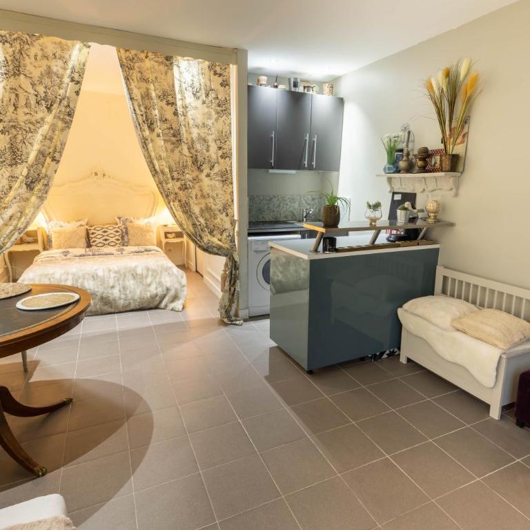 Gare du Nord & Canal St-Martin - One-Bedroom Apartment - 3