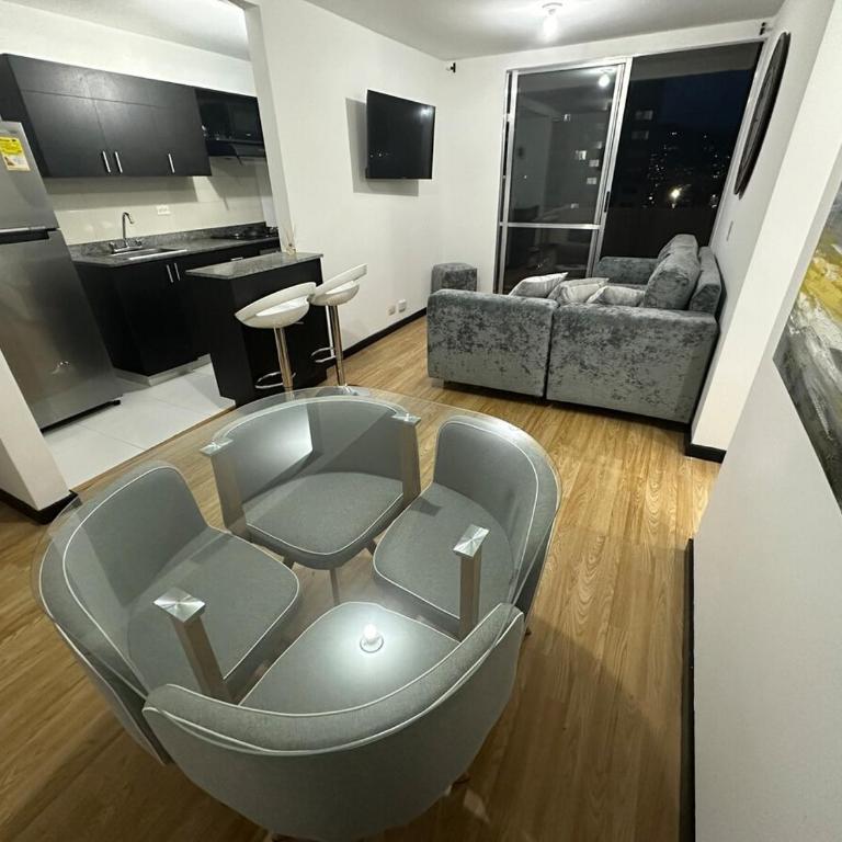 Hermoso apartamento amoblado Sabaneta1309 - Apartamento de 3 dormitorios - 1