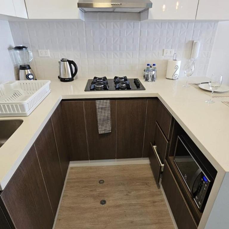 Great New 1BR in Miraflores - Pool & Gym - Apartamento de 1 dormitorio - 2
