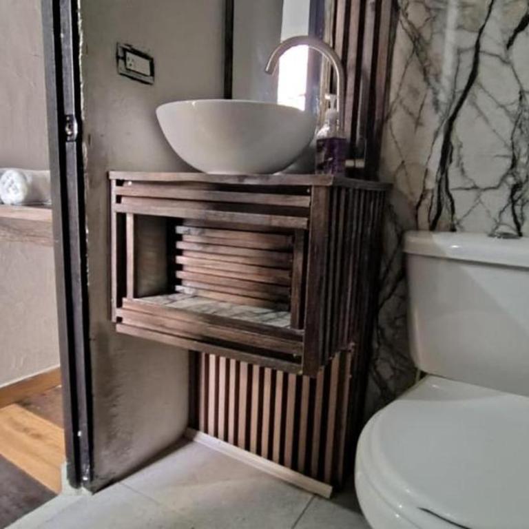 Hostel la Antigua Capsula - Habitación Doble Económica - 8