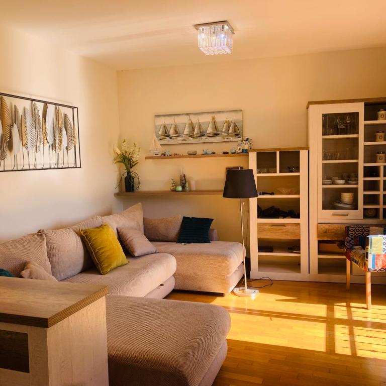 Iris Lucici Aparts - One-Bedroom Apartment - 4