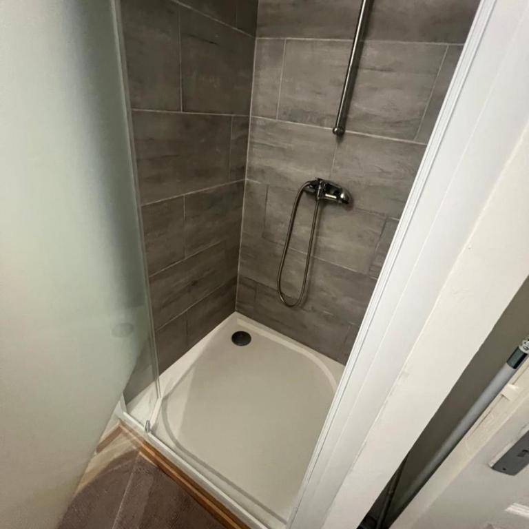 Résidence Selva Appartements à Lourdes proche sanctuaire - Appartement - Rez-de-Chaussée - 4