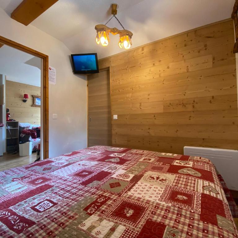 Appartement vue exceptionnelle, parking privatif, piscine - Appartamento con Vista Montagna - 20