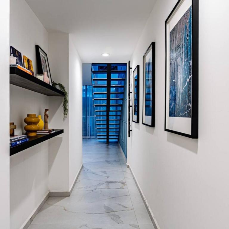 Two-in-One Group Haven with Terrace, Wifi & Comfort - Appartement - 14