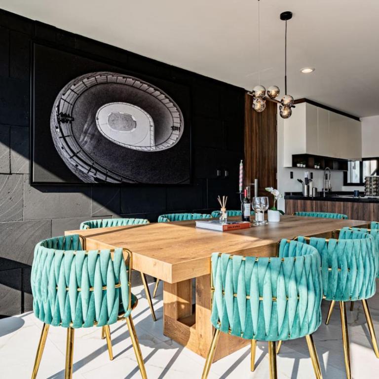 Friends & Family 2-Unit Combo, Rooftop City Views - Appartement - 52