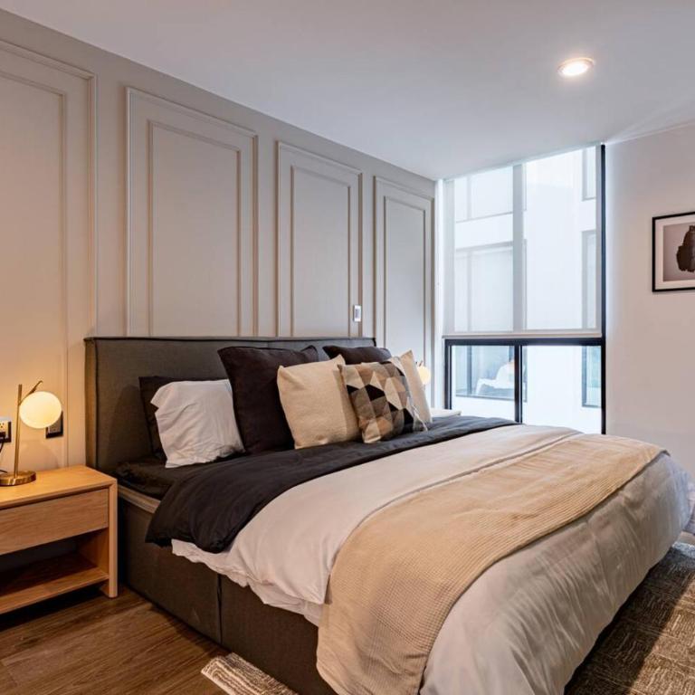 Friends & Family 2-Unit Combo, Rooftop City Views - Appartement - 58