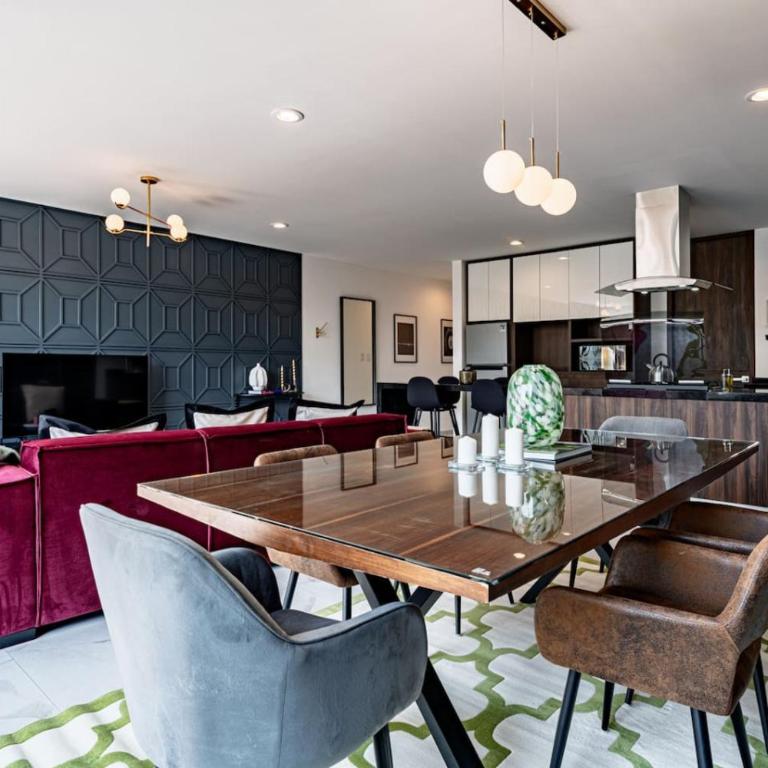 Two-in-One Group Haven with Terrace, Wifi & Comfort - Appartement - 61