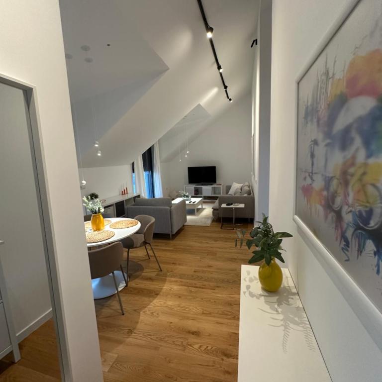 Apartment 6 Belgrade - Two-Bedroom Apartment - 5