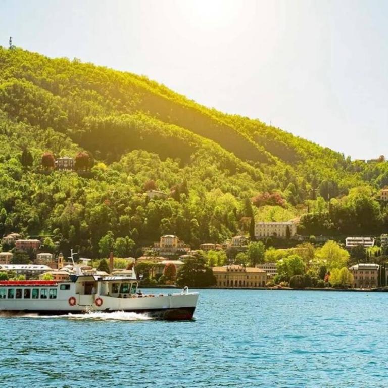 Flat in Como near to the lake - Two-Bedroom Apartment - 36
