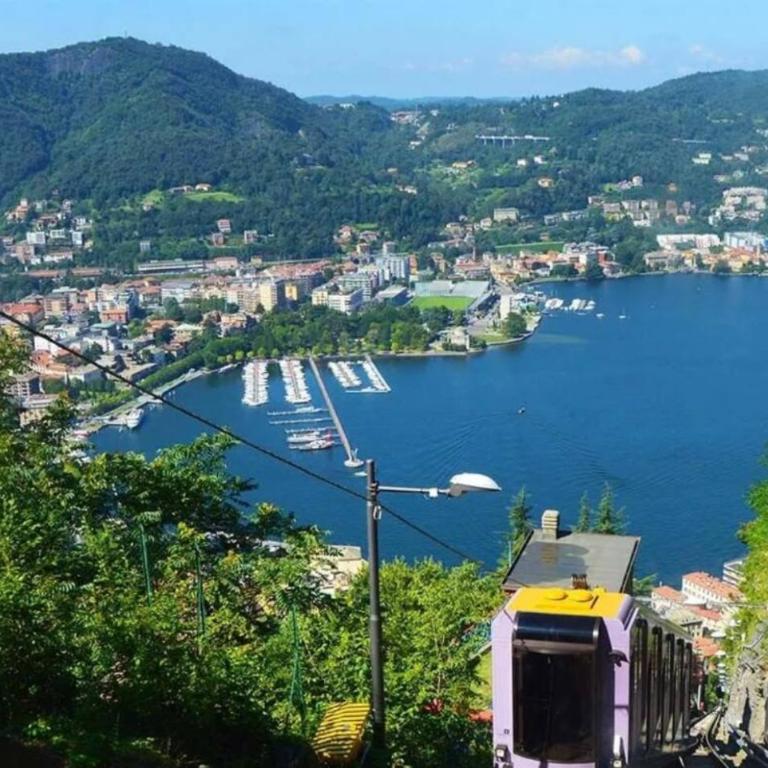 Flat in Como near to the lake - Two-Bedroom Apartment - 33