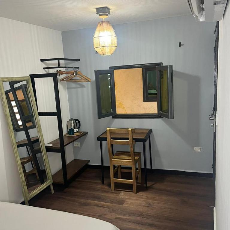 Kim - Small Double Room - 3