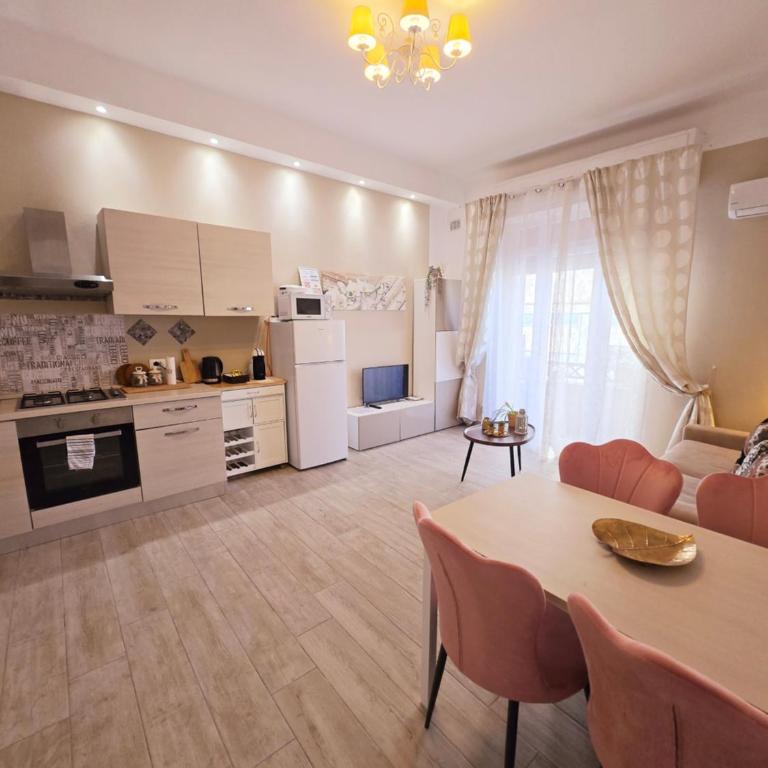 Secondopiano2 - Appartamento con 2 Camere da Letto - 2