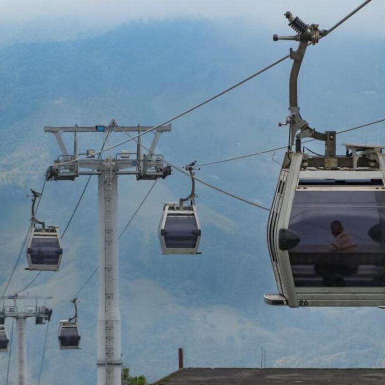 Casa amoblada 10 personas 4 habitaciones - Frente al terminal y cable aereo, Expoferias, Bosque Popular y Termales del Otoño - Apartamento - 18