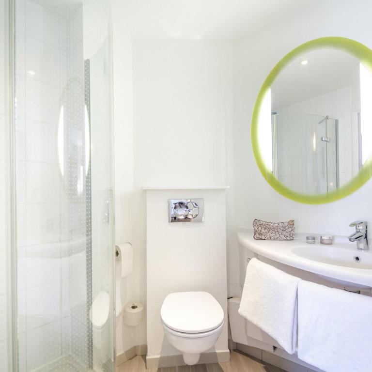 ibis Lyon Sud Vienne Saint-Louis - Chambre Standard avec 1 Lit Double et 1 Lit Simple - 2