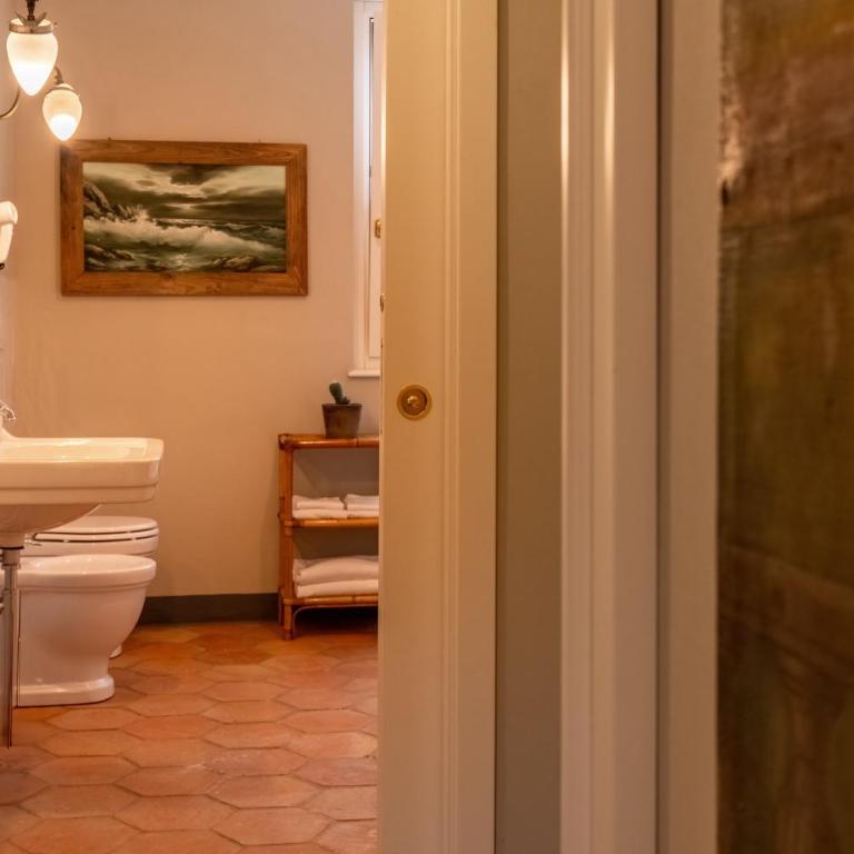 Villa Bricco dei Cogni - Appartamento con 1 Camera da Letto e Vasca Idromassaggio - 15