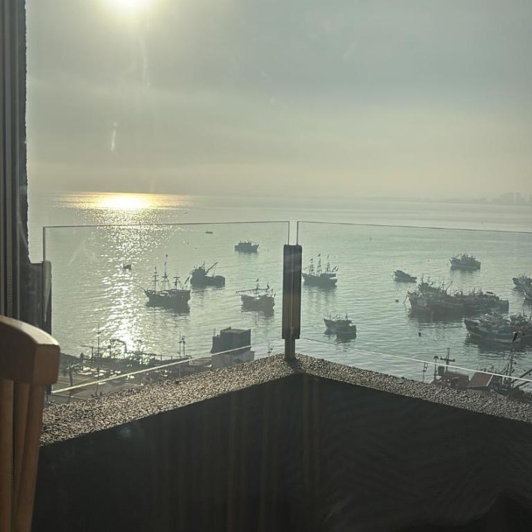 El descanso que mereces frente al mar, en un lugar nuevo en Coquimbo, Cuarta Región - Habitación Familiar - 12