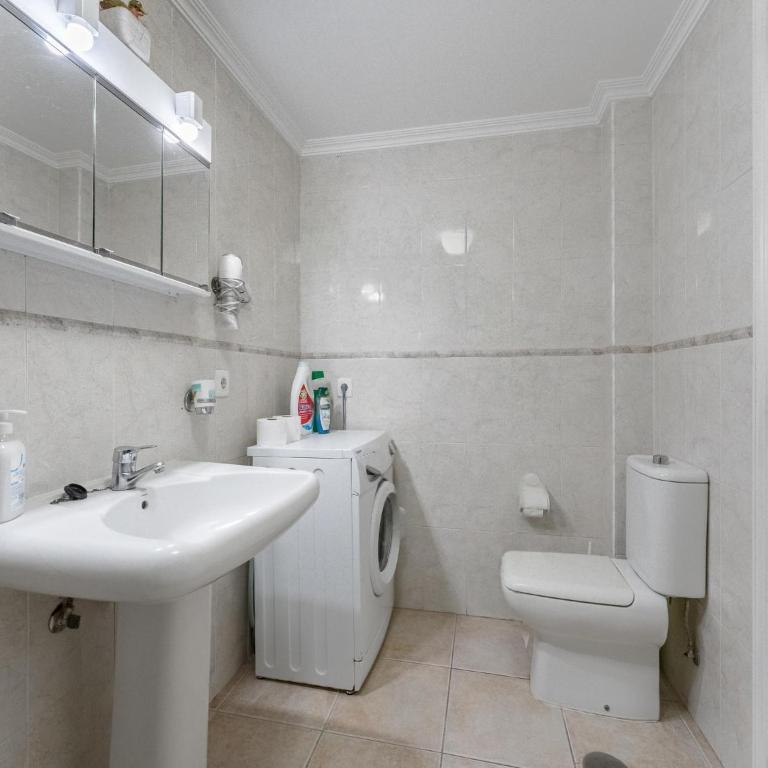Apartment with shared heated pool - Apartment mit 1 Schlafzimmer - 23