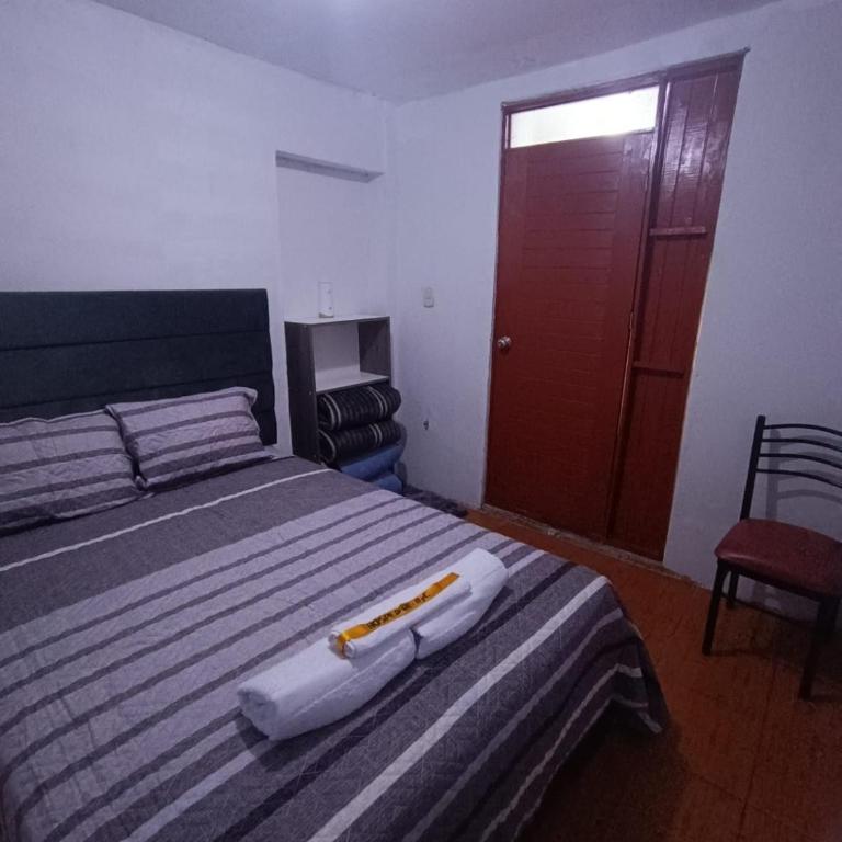 IN FRONT OF THE NEW AIRPORT Hospedaje - A y C Taxi Free - Airport - Apartment on the 1st Floor - Twin Room - 5