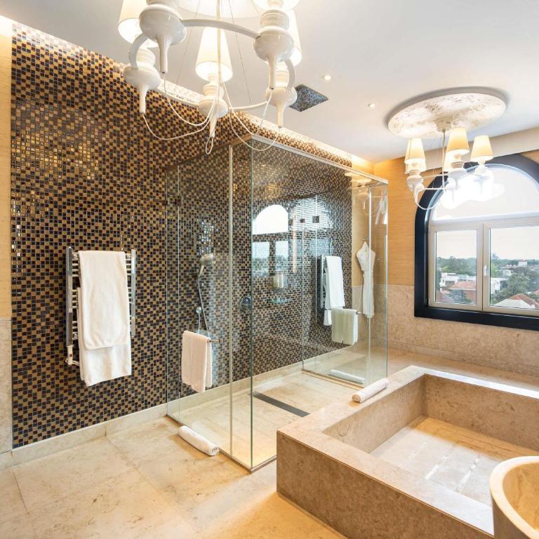 Sofitel Montevideo Casino Carrasco & Spa - Suite Imperial con vistas - cama extragrande - 4