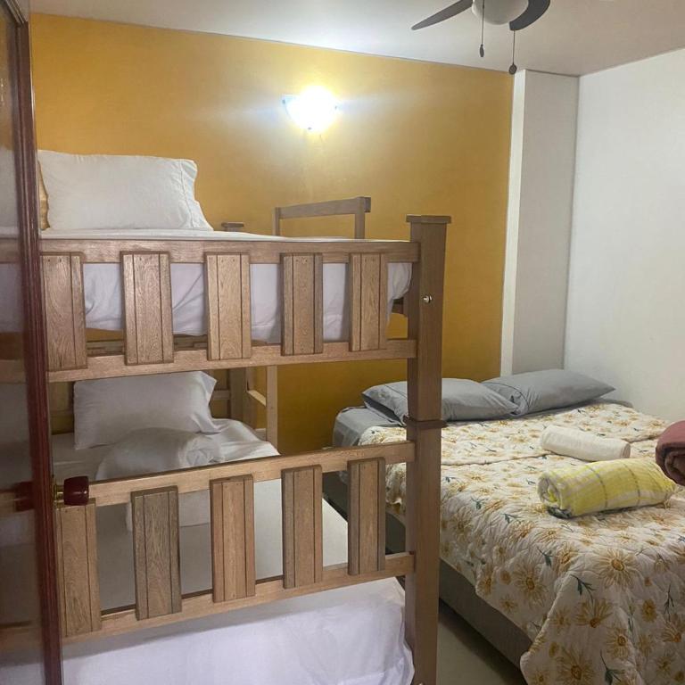 Apartamento En el Rodadero Cerca a la Playa - Apartamento de 2 dormitorios con balcón - 4