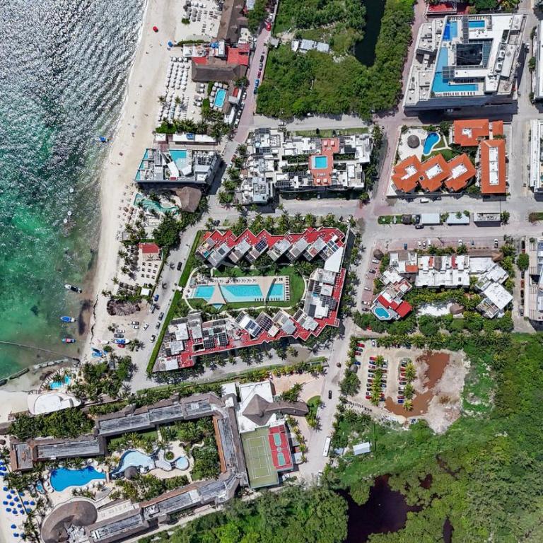 Rooftop Penthouse 150m to Beach & 280m to 5th Ave - Three-Bedroom Premium Apartment with Balcony - 54