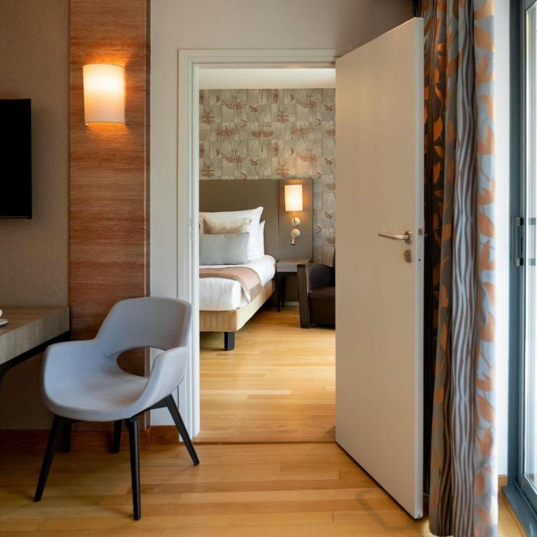 Parc Beaumont Hôtel & Spa Pau - MGallery Collection - Suite Familiale Supérieure - 2 Chambres Communicantes - Côté Jardin - 5