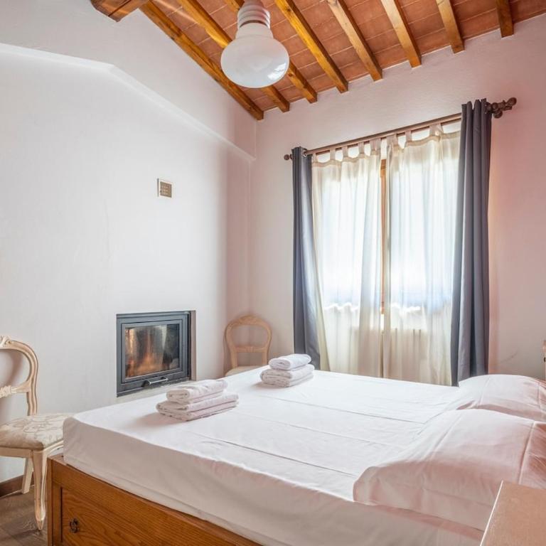 Small Villa with parking - One-Bedroom House - 32