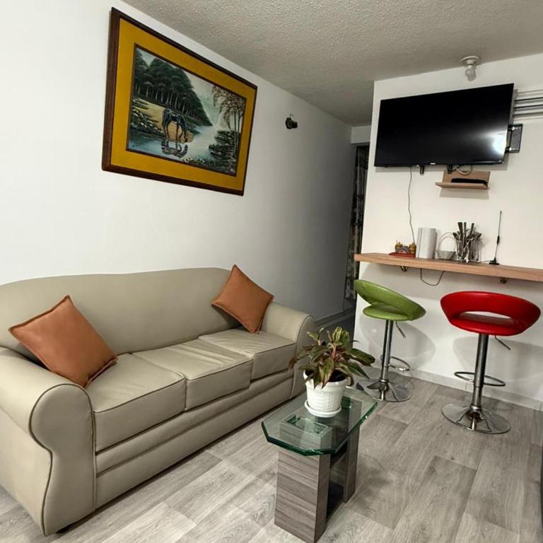 Acogedor Apartamento Pequeño e Independiente - Apartamento de 2 dormitorios - 13