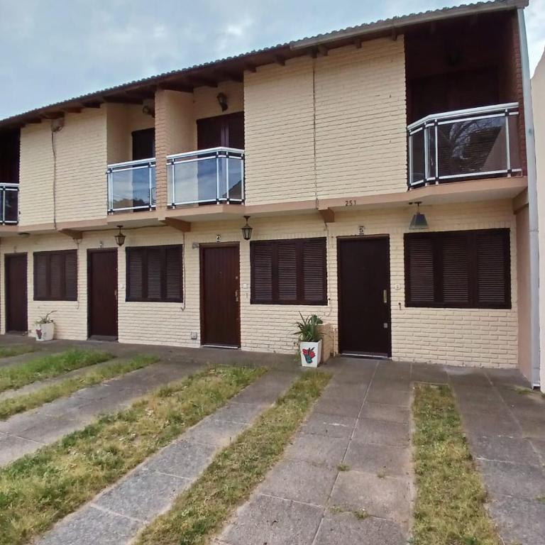 Juanychela - Two-Bedroom House - 2