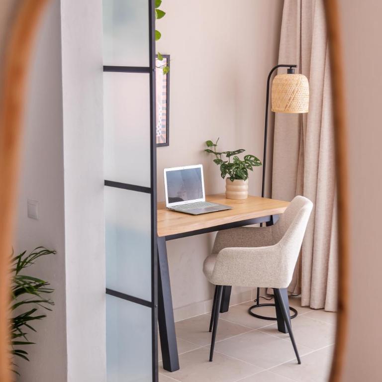 1BDR Studio 150m from Sea with Workspace - Apartamento de 1 dormitorio - 6