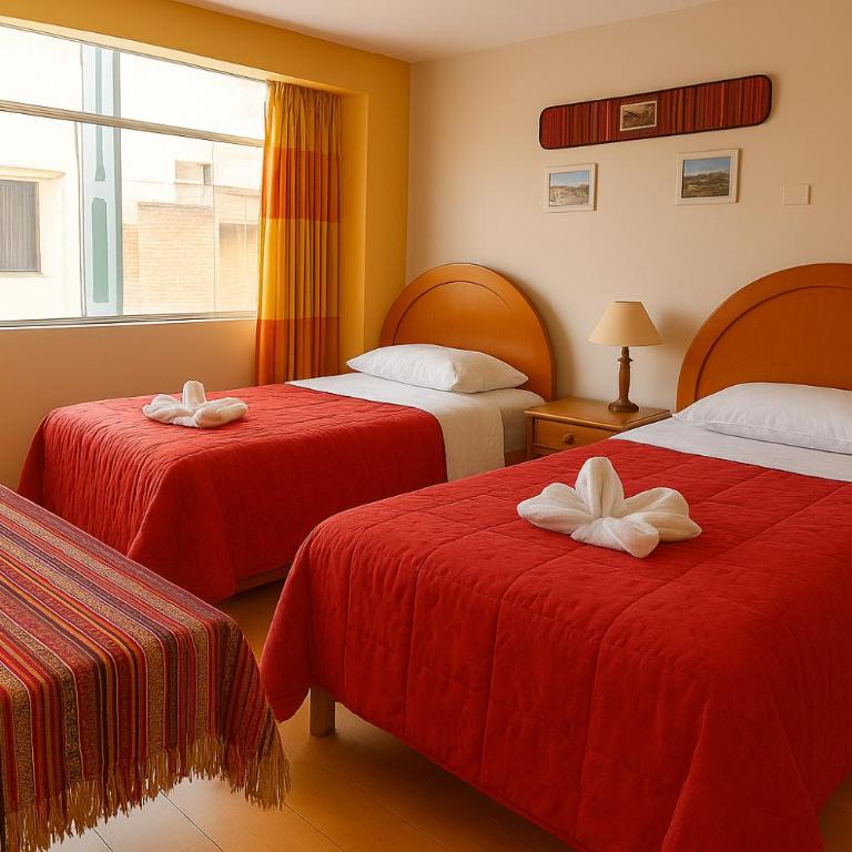 HOSTAL ACUARIUS PUNO - Cama individual en dormitorio mixto - 1