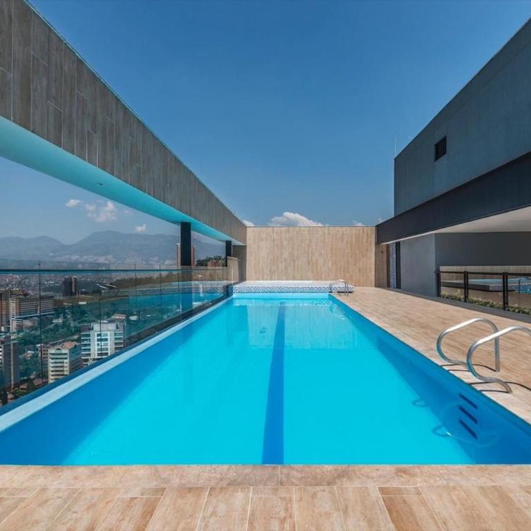 Energy Living - Luxury Apartment with Jacuzzi and Private Terrace - One-Bedroom Apartment - 28