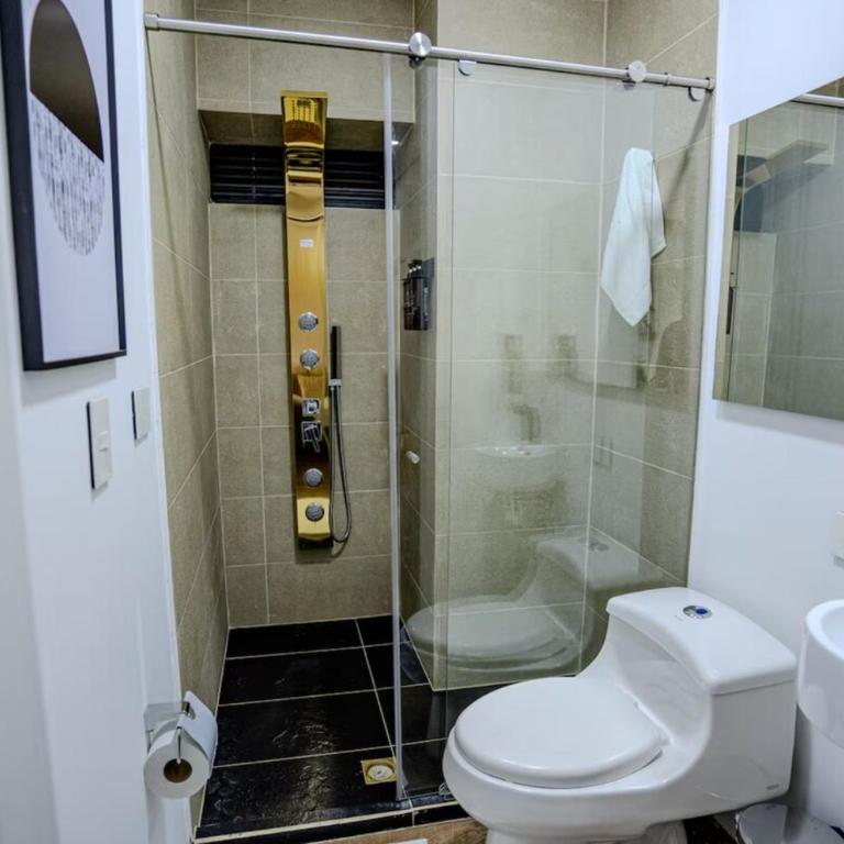 Energy Living - Luxury Apartment with Jacuzzi and Private Terrace - One-Bedroom Apartment - 32