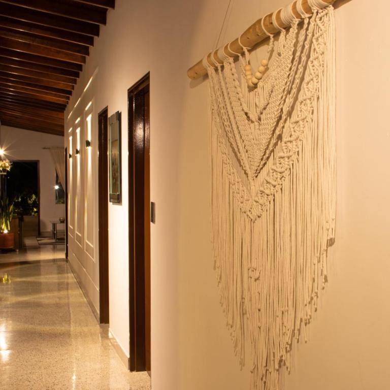 The Garden House - Laureles-Estadio-Metro - Five-Bedroom Premium Apartment - 25