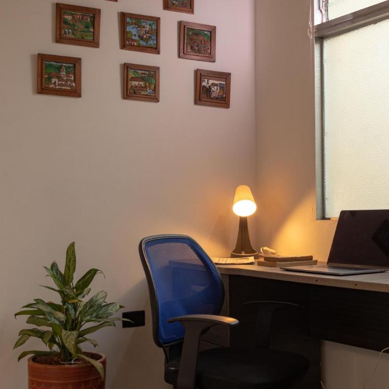 The Garden House - Laureles-Estadio-Metro - Five-Bedroom Premium Apartment - 9