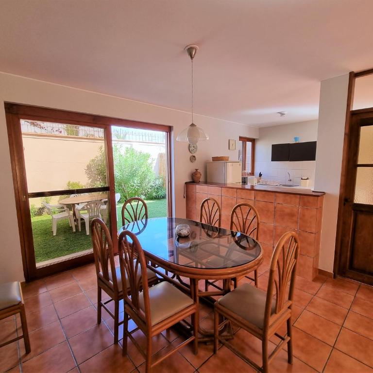 Condominio 4 Estaciones - Three-Bedroom House - 8