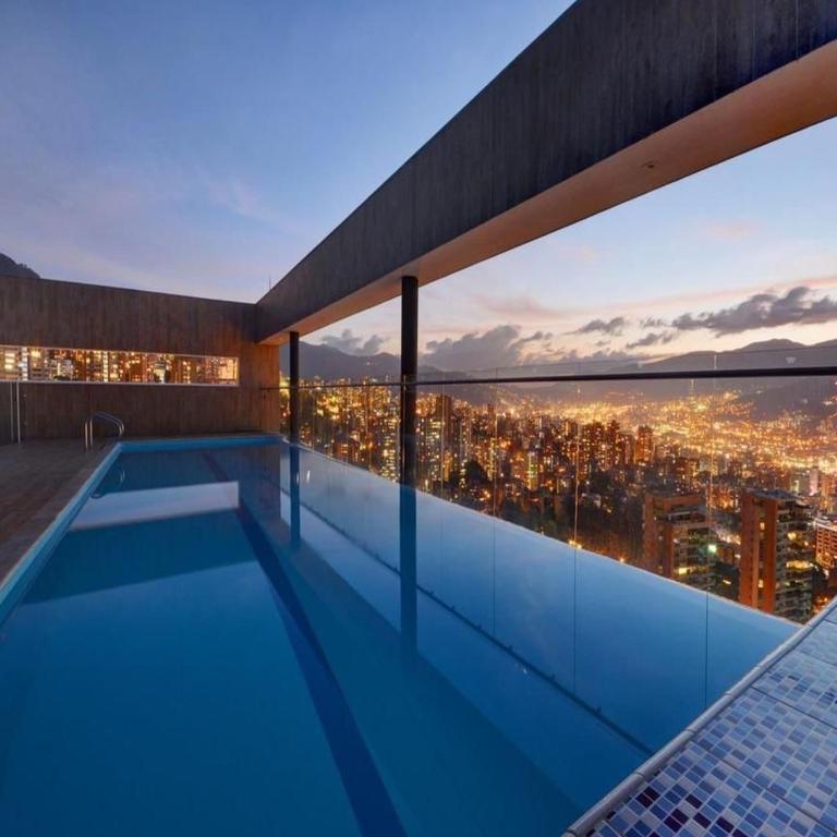 Energy Living - Luxury Apartment with Jacuzzi and Private Terrace - One-Bedroom Apartment - 2