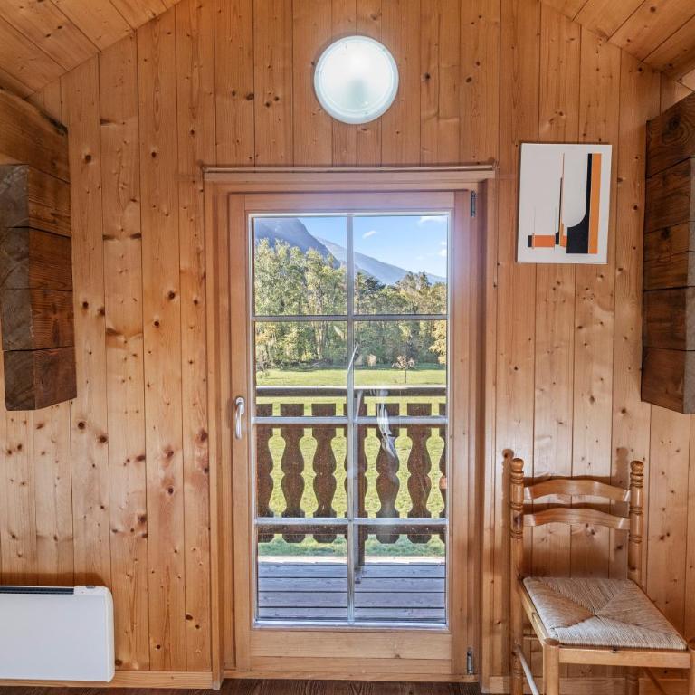Gîte Salgesh - 16 pers & 16 lits - Terrasse - Nature - Haus mit 5 Schlafzimmern - 46