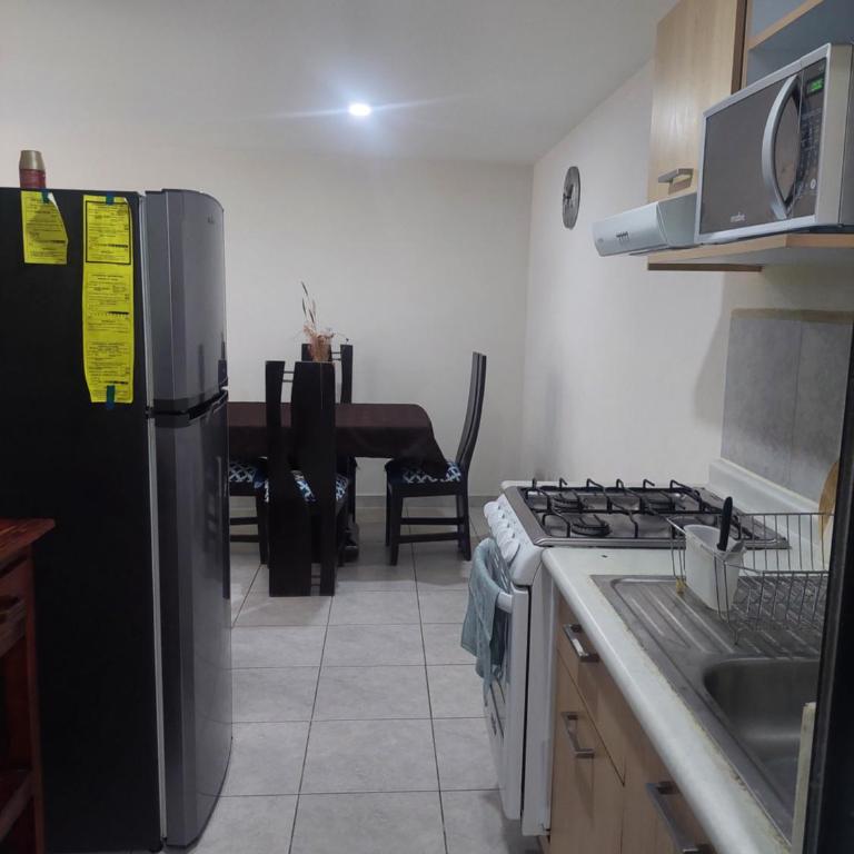 A solo 10 min de Aeropuerto de la de la CDMX y Estadio GNP Vigilancia 24 horas - Two-Bedroom Apartment - 7