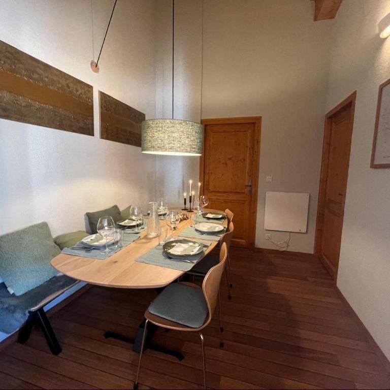 Spacious apartment with balcony in the French Alps - Appartement 3 Chambres - 3