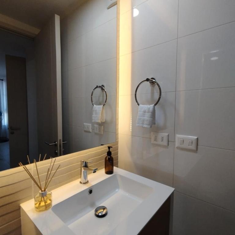 Comfortable apartment in Ñuñoa with parking - One-Bedroom Apartment with Balcony - 4