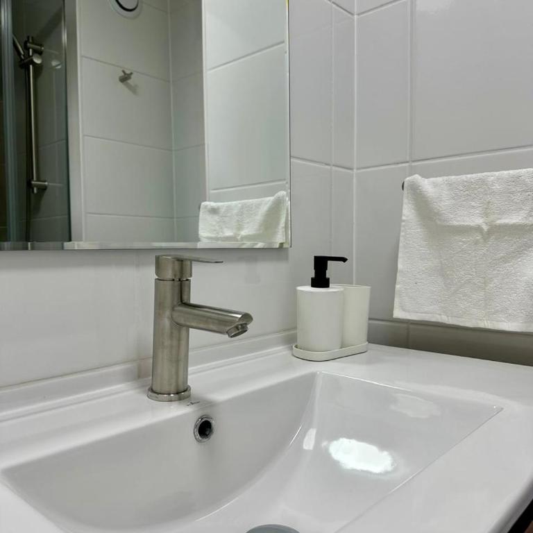 Central depto 2 dormitorios en distrito Icono - Apartamento de 2 dormitorios - 4